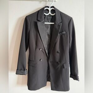 Dynamite Elegant Black Blazer